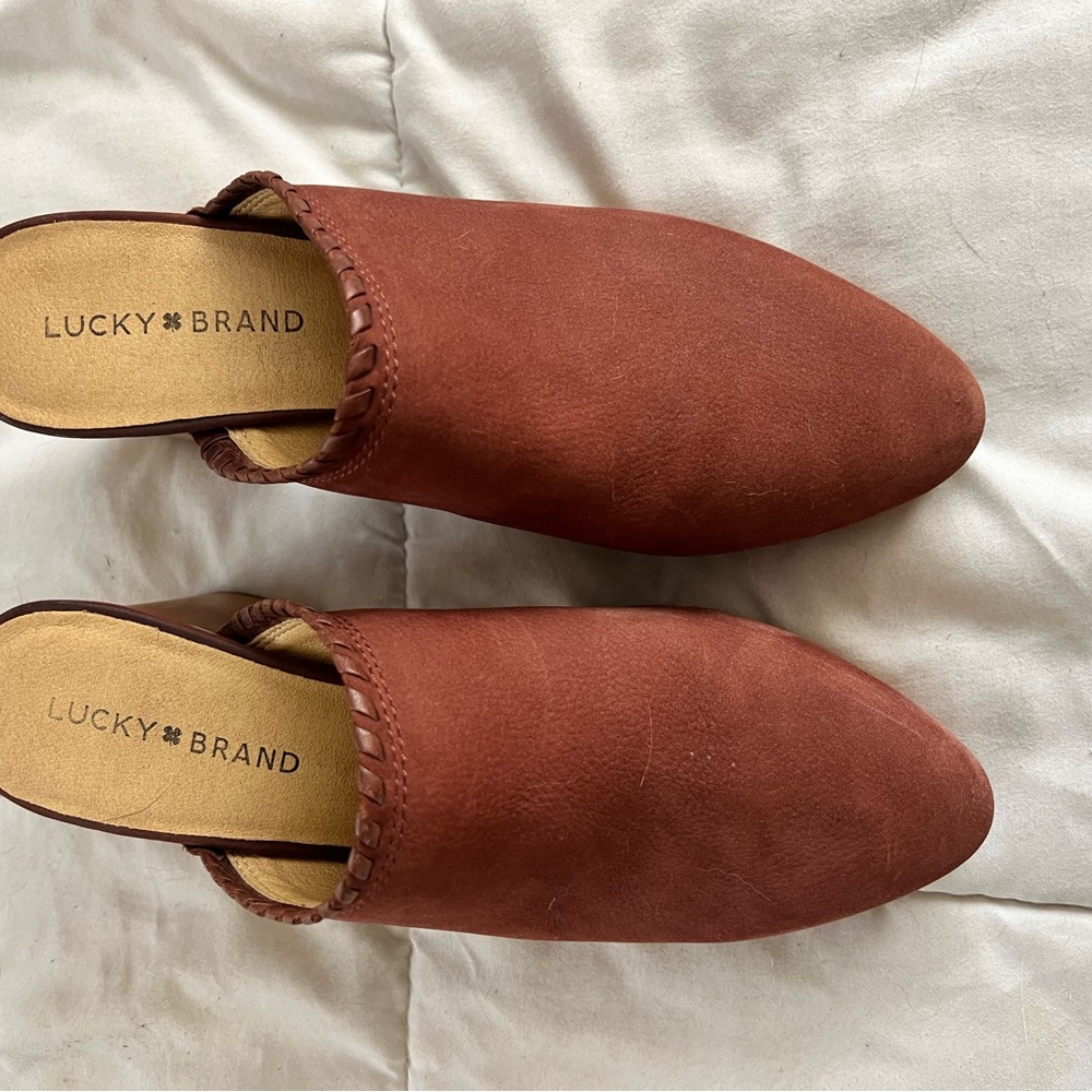 Lucky Brand mules